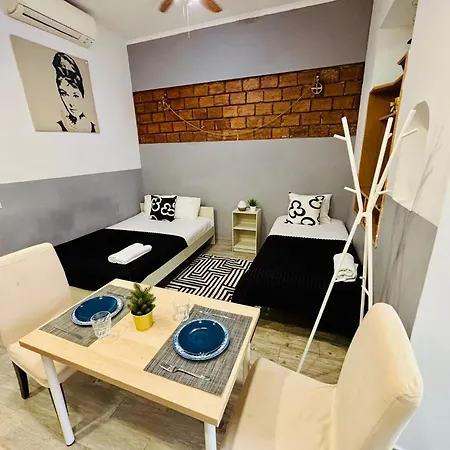 Luxury Flats Centre, Ideal For Tourists Daire *